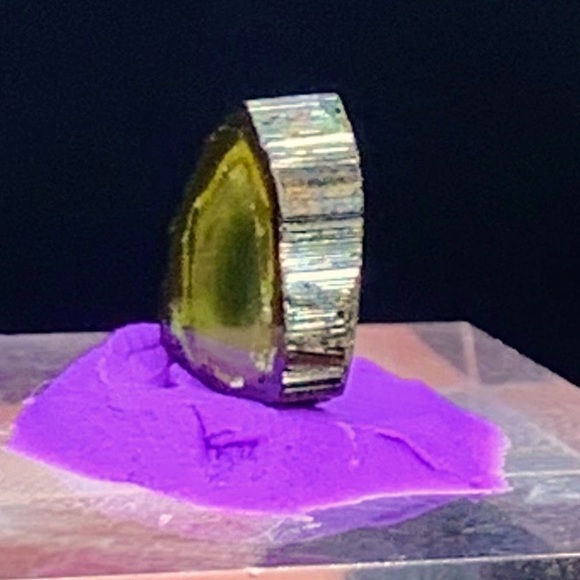 1.80 Carats Mixed Color Polished Tourmalines Slices - Picture 3 of 17